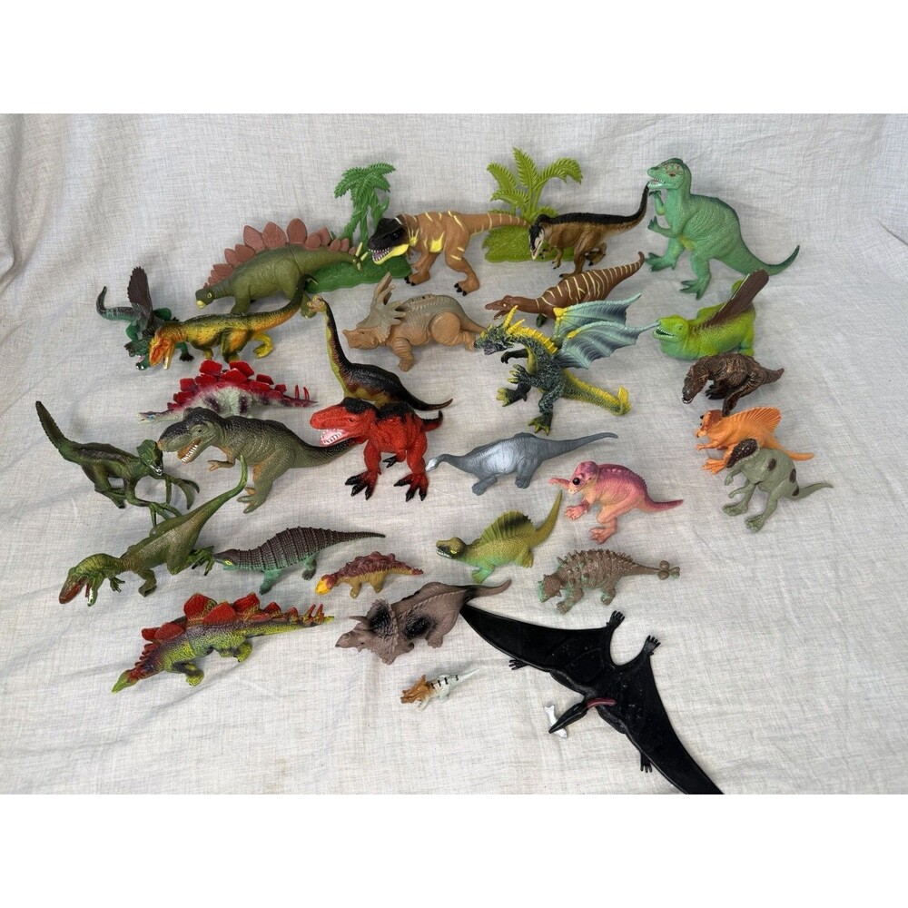 DINOSAUR Figure 30pc Lot Dinosaur Toy Collection Mixed Sizes Rubber Plastic Rawr